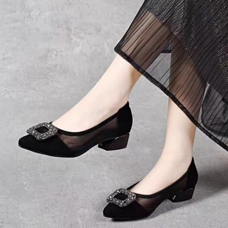 Women Shoes Model - Sapatos Elegantes de Salto Bloco com