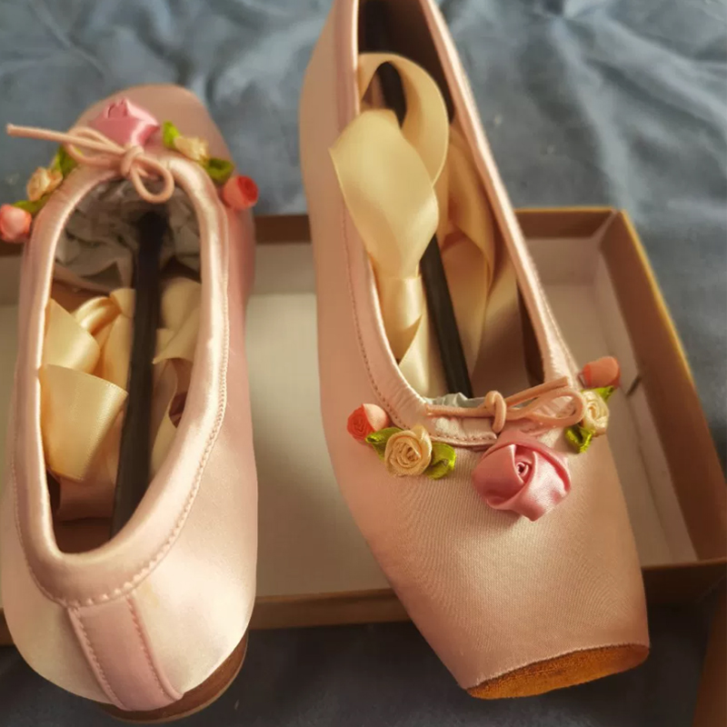 Sapatos Mary Jane de Salto Bai - Ribbon Tie Heel avaliação e preço
